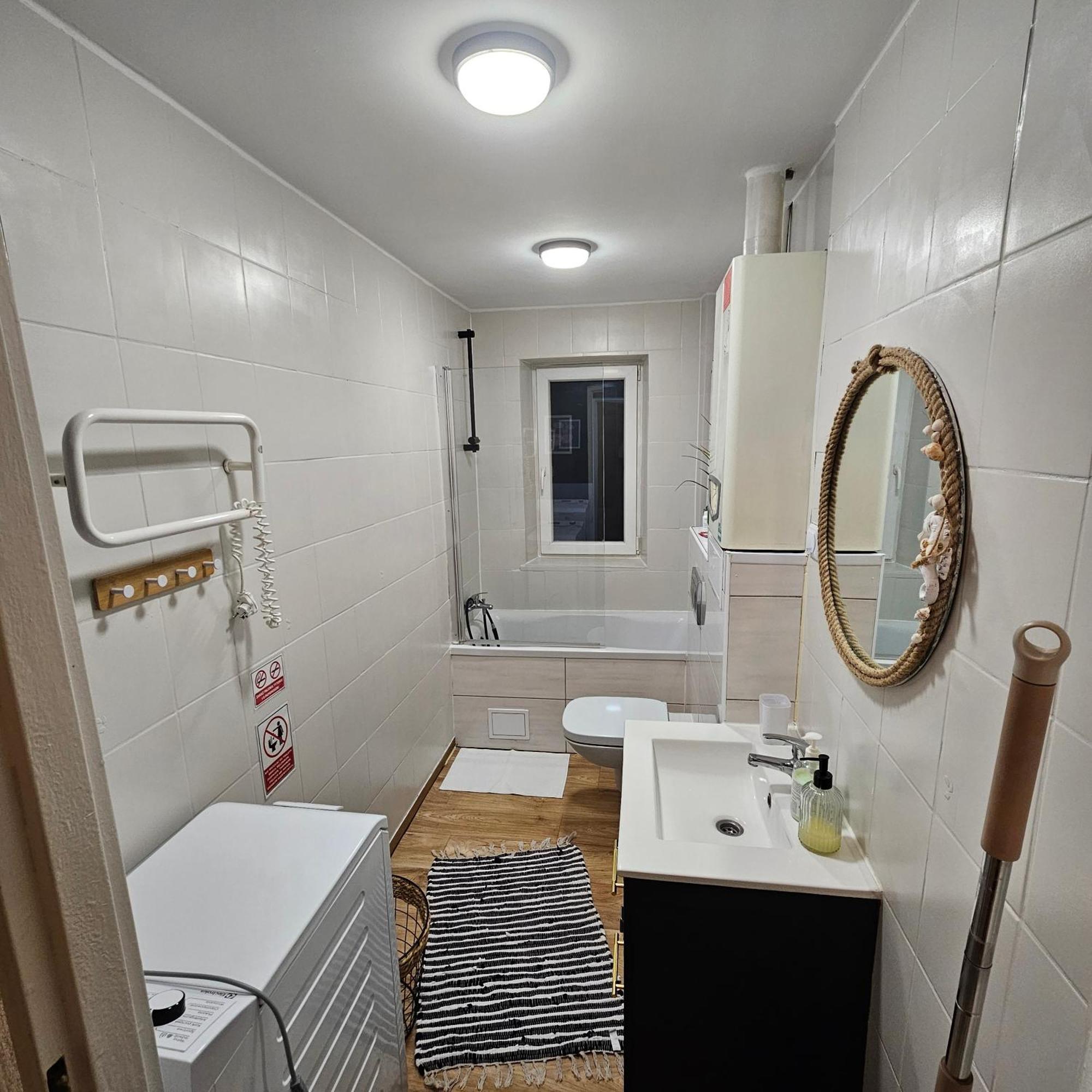 Apartament "Przy Jeziorku" Ketrzyn Exterior photo